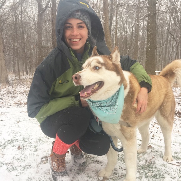 Meet your Posher, Beth - Picture 3 of 4